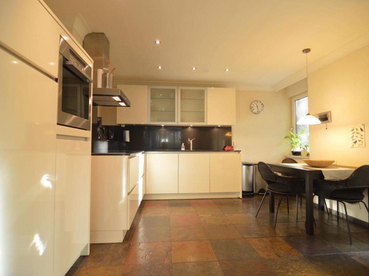 Stunning Villa In Venhorst With Sauna מראה חיצוני תמונה