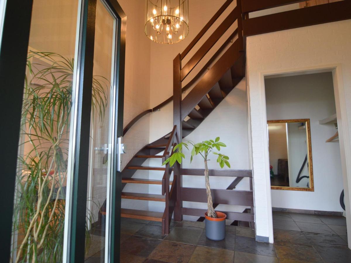 Stunning Villa In Venhorst With Sauna מראה חיצוני תמונה