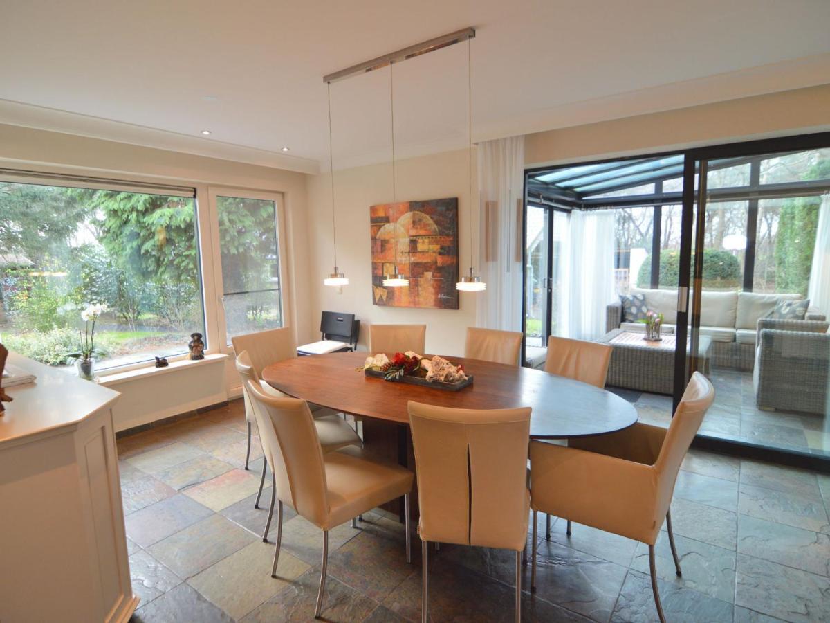 Stunning Villa In Venhorst With Sauna מראה חיצוני תמונה