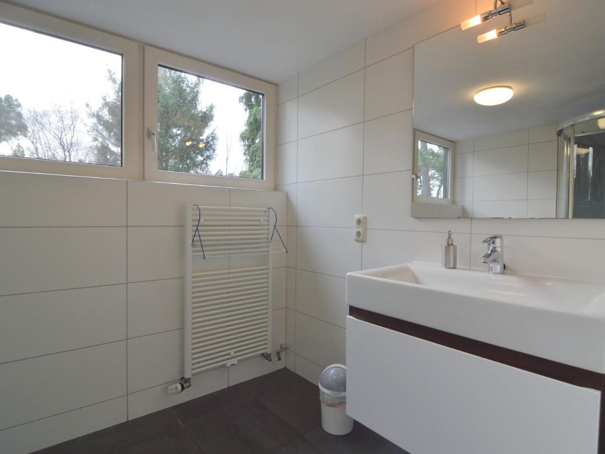 Stunning Villa In Venhorst With Sauna מראה חיצוני תמונה