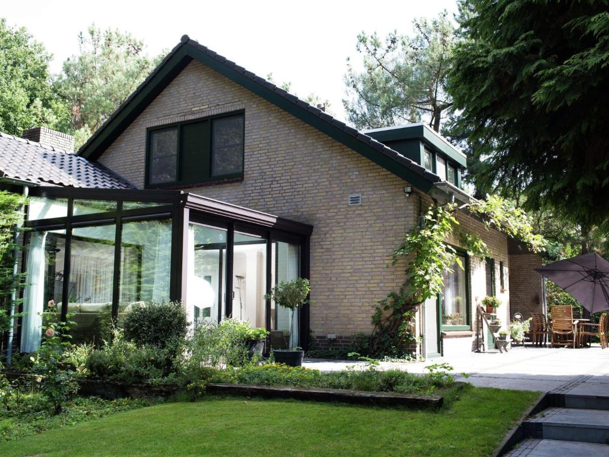 Stunning Villa In Venhorst With Sauna מראה חיצוני תמונה
