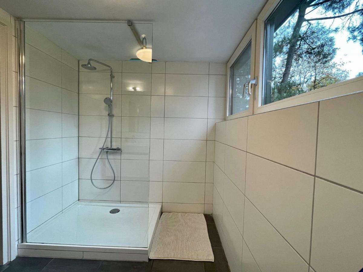 Stunning Villa In Venhorst With Sauna מראה חיצוני תמונה
